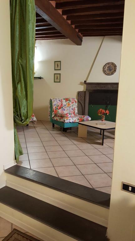 Residence Di Via Perugina 22 Gubbio Eksteriør billede