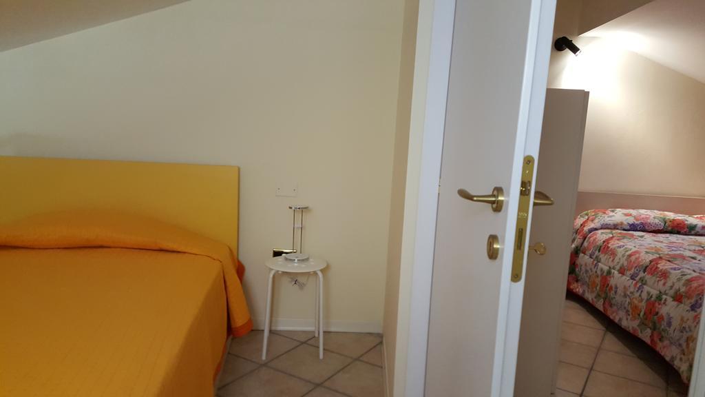 Residence Di Via Perugina 22 Gubbio Eksteriør billede